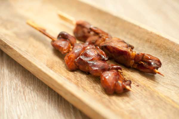 yakitori met teriyakisaus