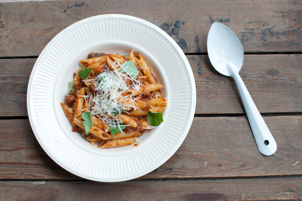 Zelf pastasaus maken