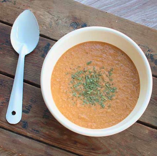Indiase rode linzensoep