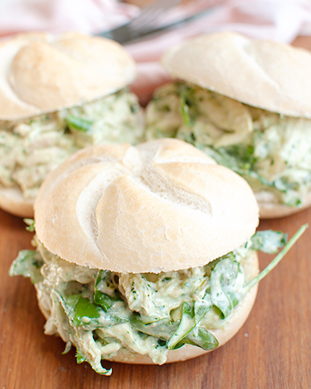 Kip pesto salade voor op brood