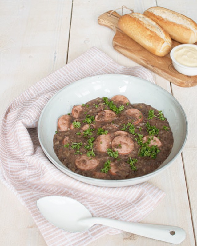 Groene linzensoep met prei en rookworst