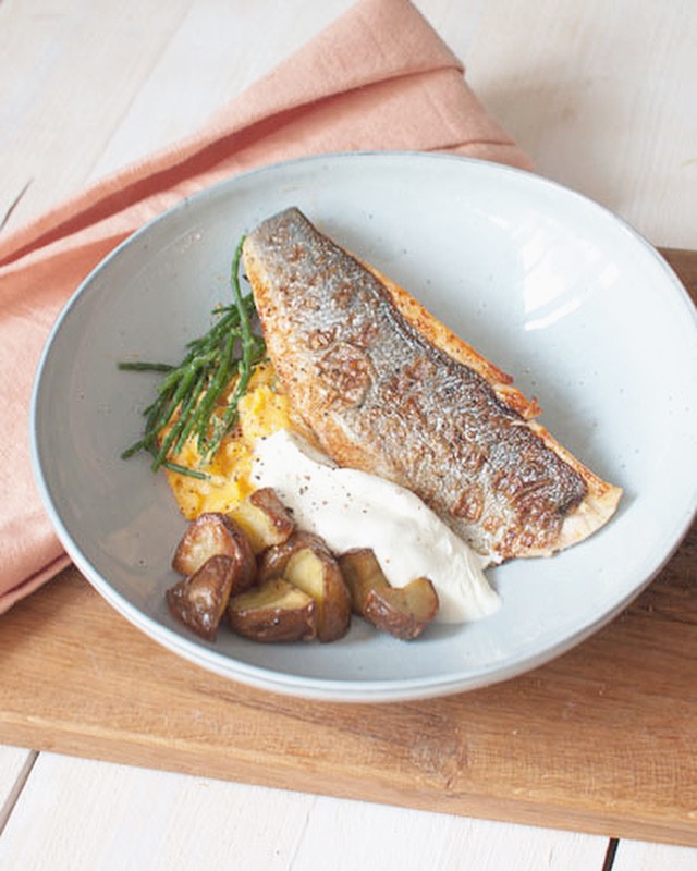 Zeebaarsfilet met pompoenpuree