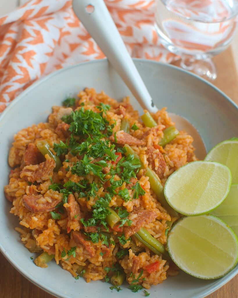 Kip jambalaya met chorizo