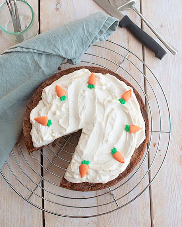 Worteltaart met walnoten en roomkaas