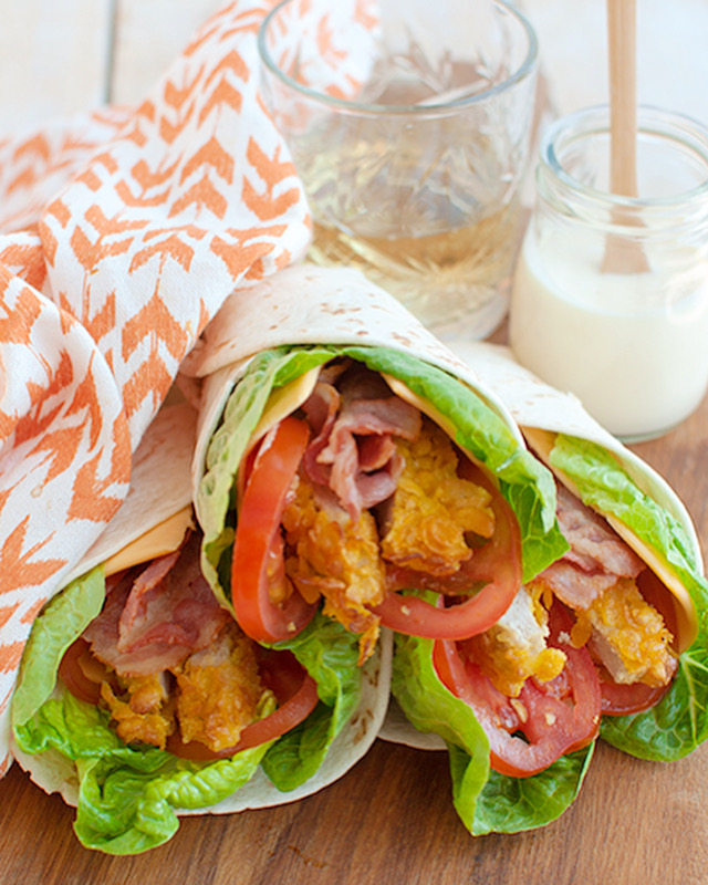 Goddelijke crispy chicken BLT wraps