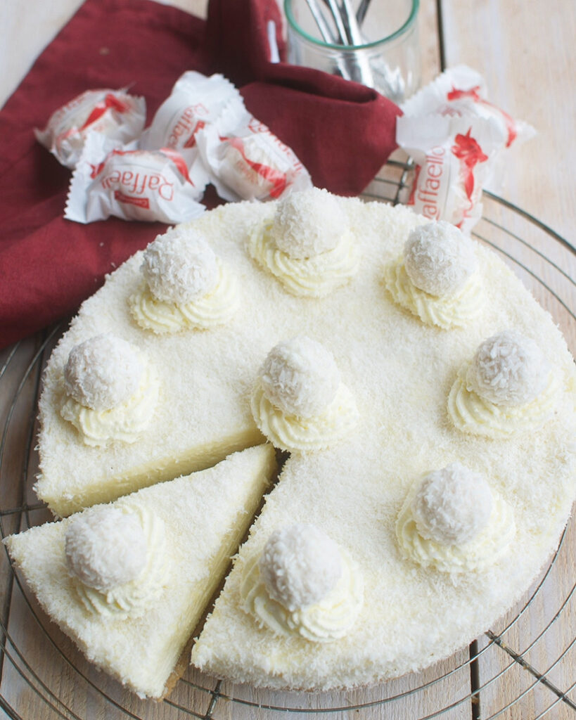 Raffaello cheesecake